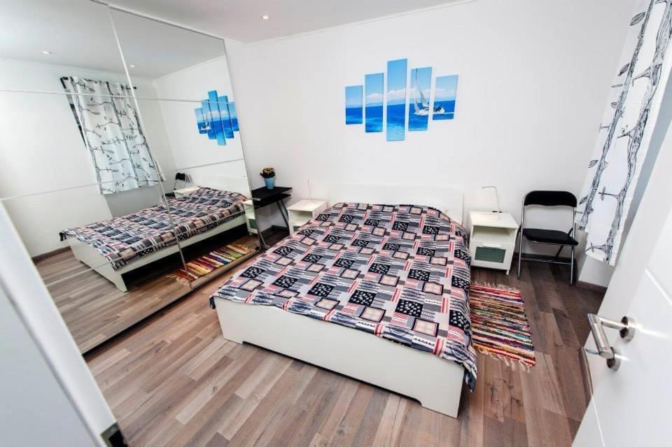 Apartman Puzzle 罗维尼 外观 照片