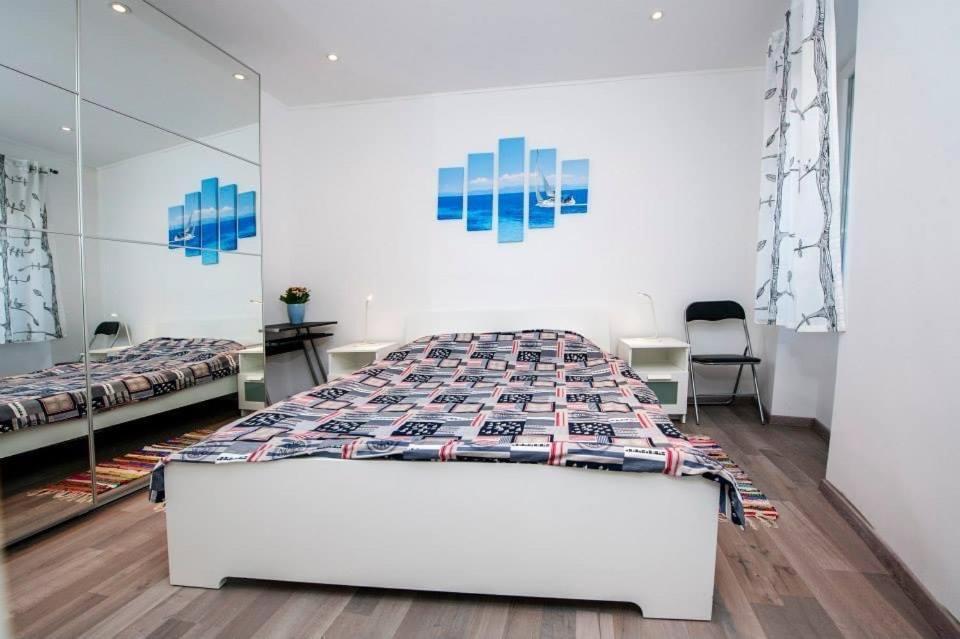 Apartman Puzzle 罗维尼 外观 照片