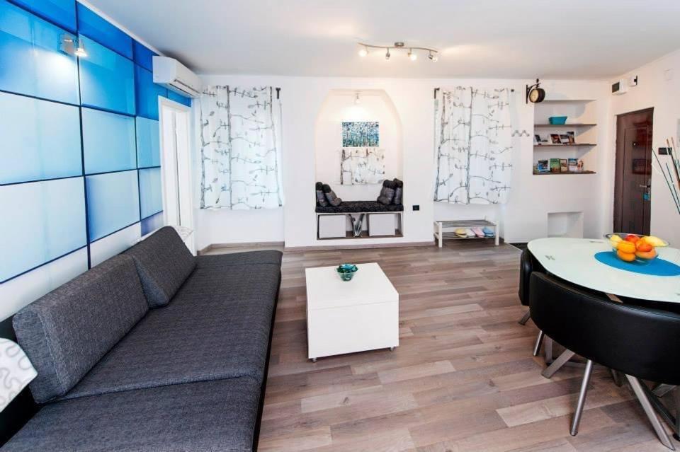Apartman Puzzle 罗维尼 外观 照片